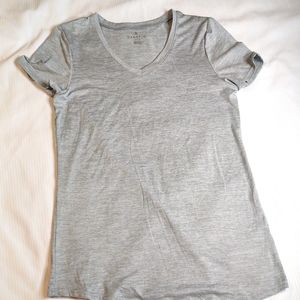 NWT Danskin Grey Short Sleeve Tee Shirt Size Large